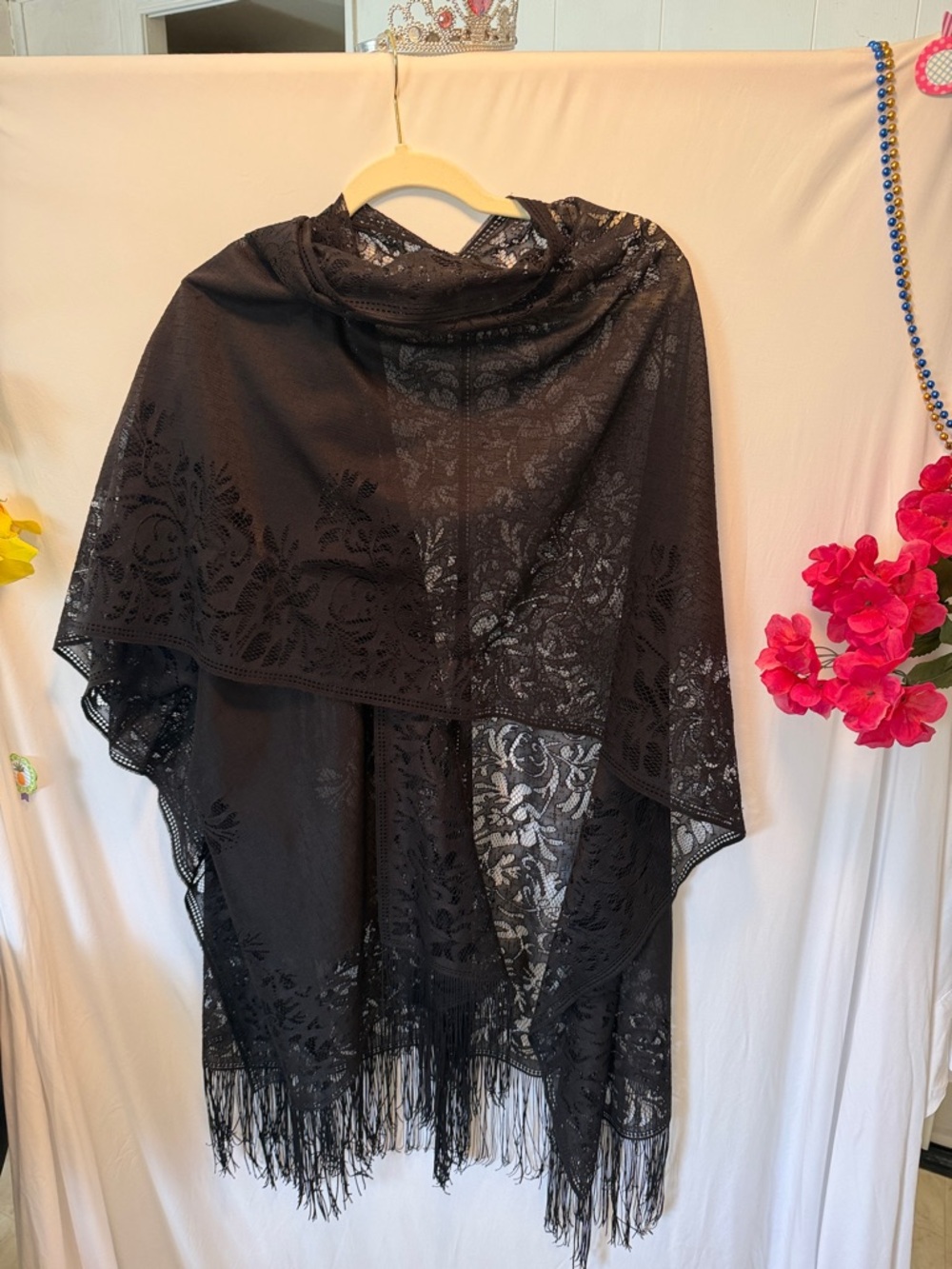 just be Black Floral Lace Fringe Wrap Shawl